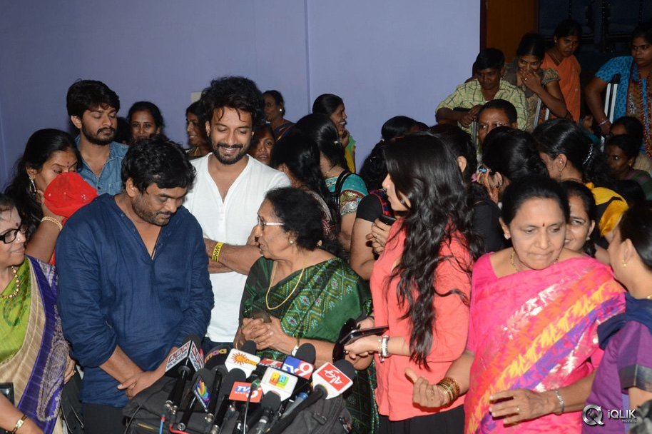 Jyothi-Lakshmi-Movie-Press-Meet
